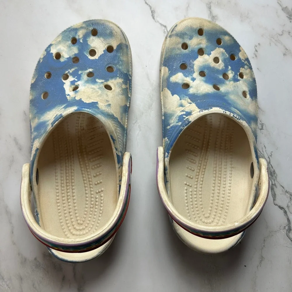 Crocs Classic Clog Kids Junior 4 Blue White Cloud Print Rainbow Strap Shoes J4